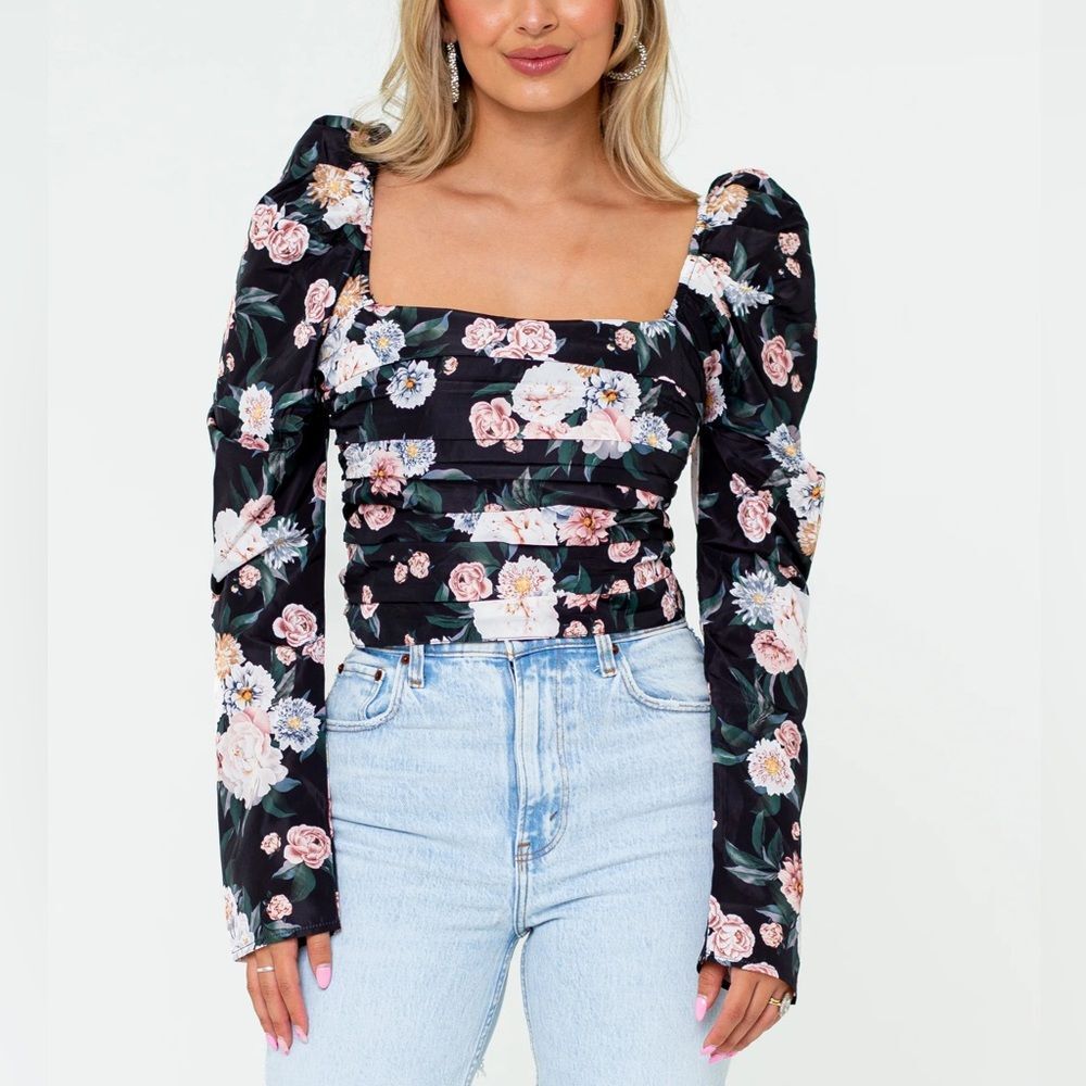 BuddyLove Duchess Pleated Long Sleeve Top Sleeping Garden Small NWT Floral Crop